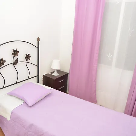 Homestay Big In Heart Dowtown Malaga