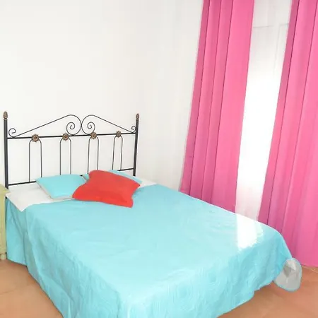 Big In Heart Dowtown Homestay